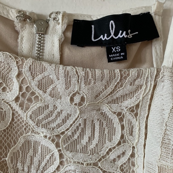 SOLD Lulu’s Size XS Floral Crop Top - Picture 5 of 8